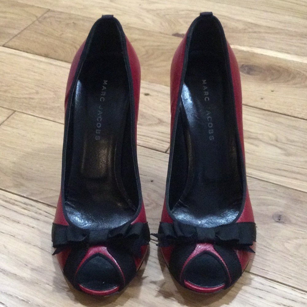 Marc Jacobs heel